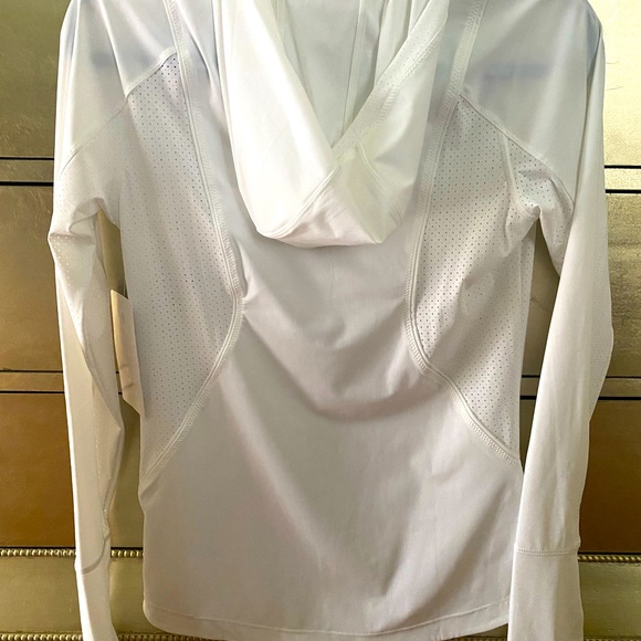 Brand New White Athleta Half Zip - Pacifica ll Hybrid Half Zip - Picture 2 of 8